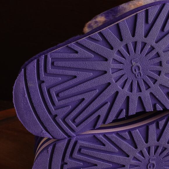 UGG Slippers WMS SZ 6.5-7 Purple Disco Marble Slide Platform Cozy Slingback Shoe - Picture 9 of 13